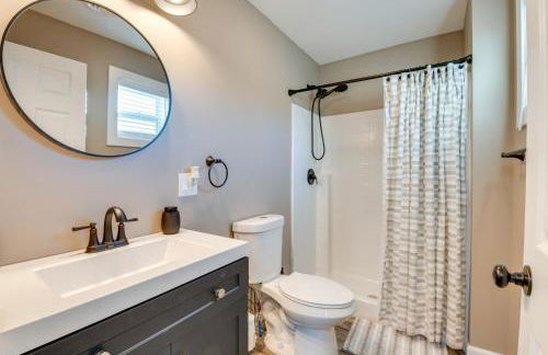 Family Home on Lake Newton with Deck and Fire Pit - Foto 19