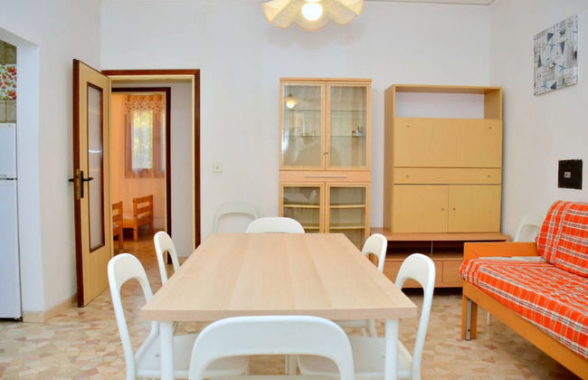 Wonderful Villa With Private Garden - Foto 17