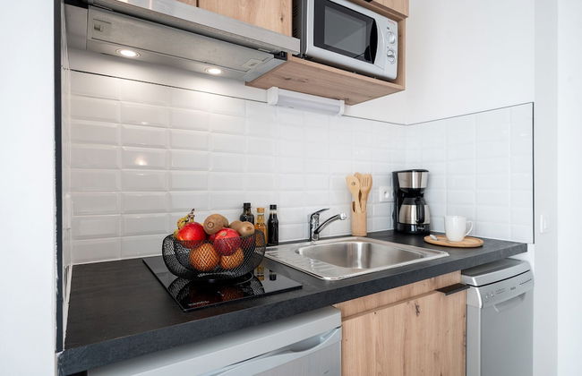 Nemea Appart Hotel Coliseum Amiens Centre - Foto 9