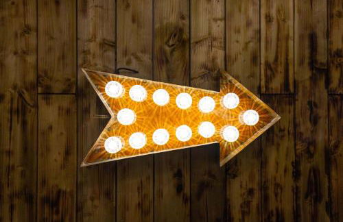 The Secret Garden, Donaghadee - The Hideaway - Stylish 5-Beds, and Lavish 3-Bedrooms - Guests 7 - Super Fast Speed Wi-FI - Foto 46