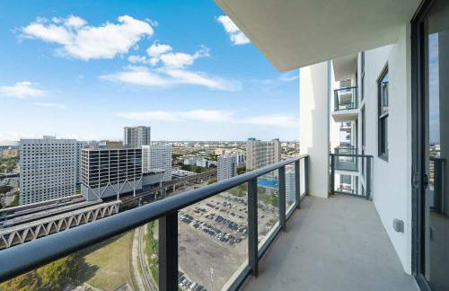 Downtown Drift-Luxury Amenities Sauna & Pool - Foto 5