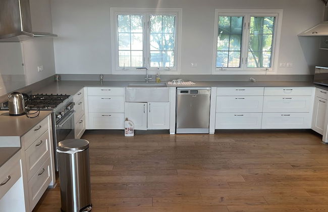 Gorgeous Mansion by Caesarea's Greatest Beach-hosted by Sweetstay - Foto 9