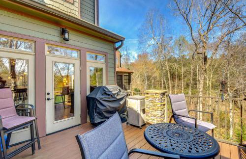 West Union Townhome with Patio and Lake View - Foto 32