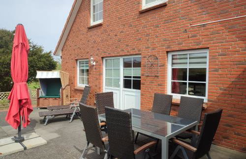 Nordseehaus Husum mit Fahrrädern - Foto 1