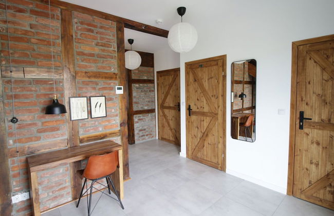 Residence in Zastan With Lake Access - Photo 2