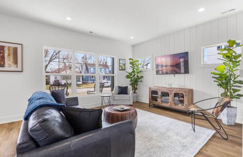 Sunny & modern Derby house - Foto 1