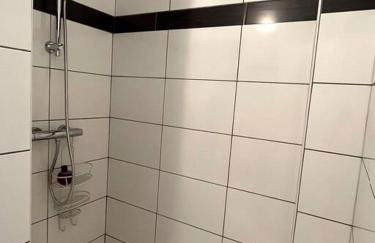 Appartement de 80m2 aux portes de Lyon avec ascenseur, balcon, parking - Foto 9