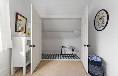 "Broadway Hideaway" by Roxy Rentals - Foto 34