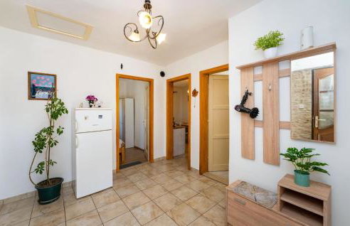 Beautiful Home In Benkovac With Wifi - Foto 24