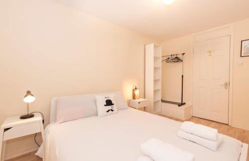 Spacious 3-Bed Home Woolwich O2 Crossrail - Pass the Keys - Foto 30