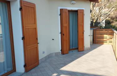 Incantevole appartamento con piscina e vista monti - Foto 21