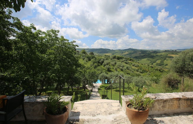 House With Pool, Garden and Wifi in Medieval Village, With Panoramic Views - Foto 16