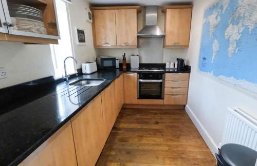 Relaxing townhouse in the heart of Bridport - Foto 30