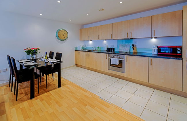 Gunwharf Quays Apartments - Foto 47