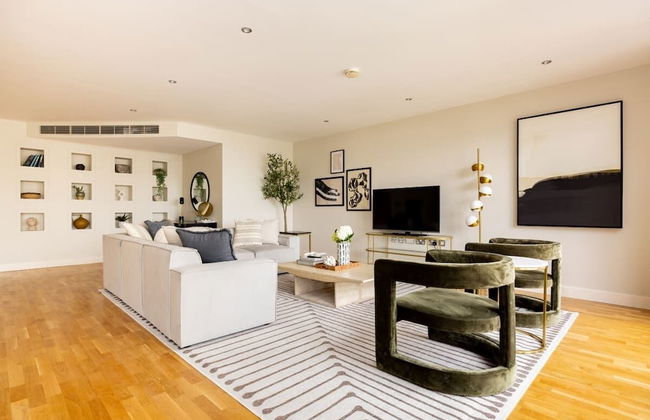 The Riverside Residence - 3bdr Flat With Balcony - Foto 1