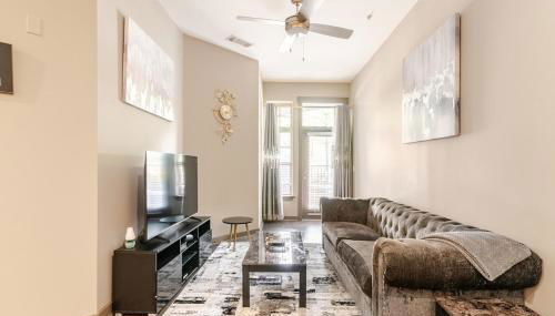 Stylish 1BR Uptown Apartment - Foto 3