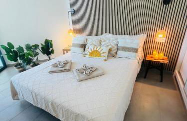 Amber Skies Seafront Retreat - Photo 17