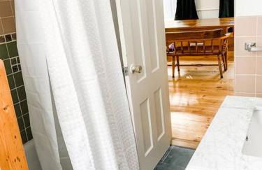 The Brookside Lodge & Cottage - Foto 8