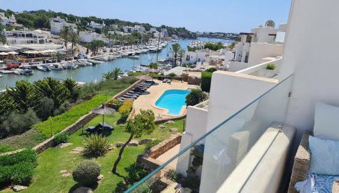APARTMENT MARINA CALADOR HARBOURVIEW AIR CONDITION POOL GARDEN TERRASSE PORTO CARI spectacular location - Foto 4