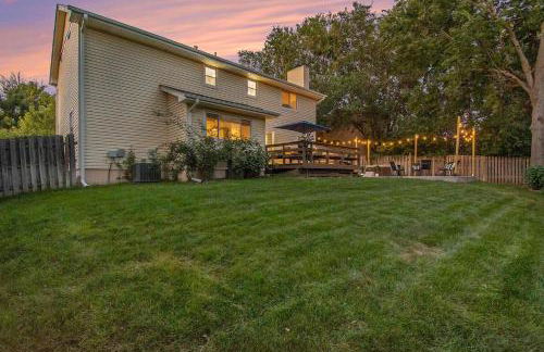 Central Family Oasis with Hot Tub & Fenced Yard - Foto 51