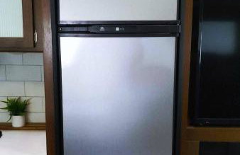 RV42 with Large Deck on a Creek - Foto 14