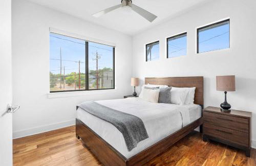 Walk to Restaurants & Entertainment on East Side - Foto 52