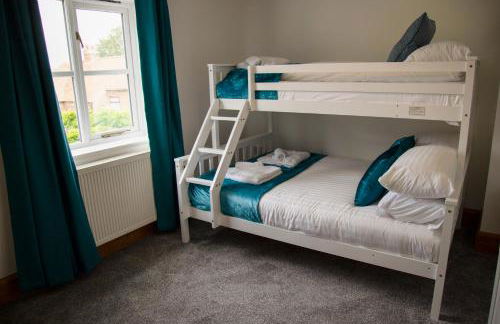 Oak House - sleeps 10 with Bar & Games room - Foto 31