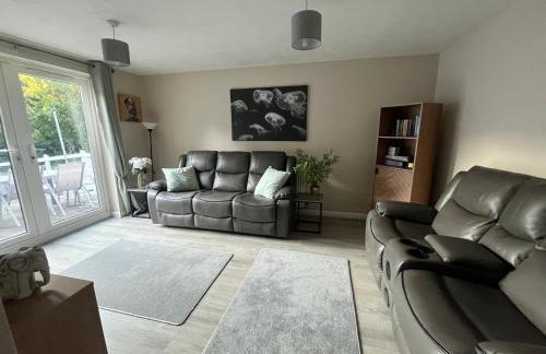 Oberon's Rest - Spacious 2 Bed Home perfect for Contractors & Families near Shipley, Bradford - Foto 13