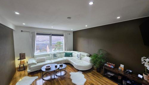 The Mountain Lake - Foto 2