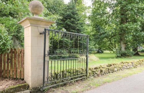 Groom's Cottage - Photo 2