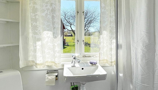 2 Person Holiday Home in Brosarp - Foto 5, Baño