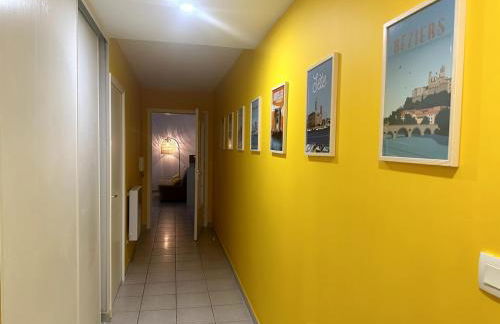 Appart Lumineux 2ch proche Près d'Arènes avec wifi tv et patio - Foto 11