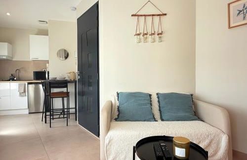 Studio cosy à 2 pas de l'Espace Carat - Foto 6