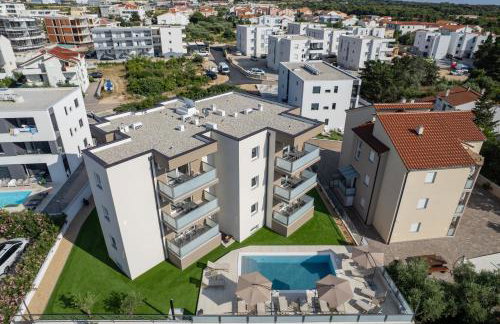 Poolside Hideout Apartments - Photo 102