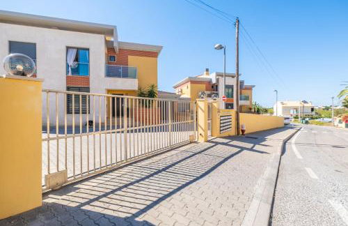 Cozy villa with pool and Barbecue - Foto 36