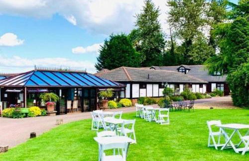 Petham Cottage Stanwick 2 bed sleeps 6 - Photo 18