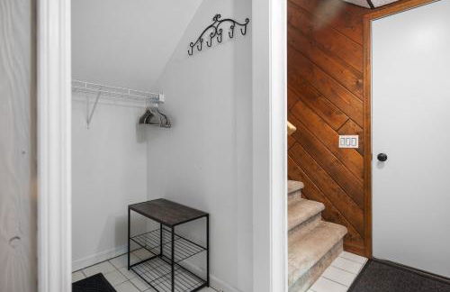 Private & Convenient-Hot tub-Fire Pit-Game room! - Foto 26