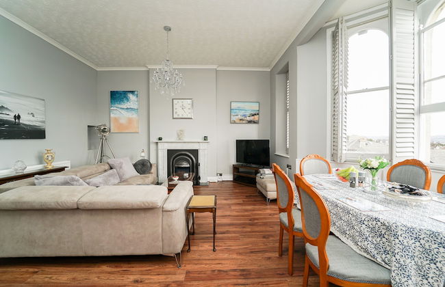Stunning 2-bed Apartment in Weston-super-mare - Foto 17