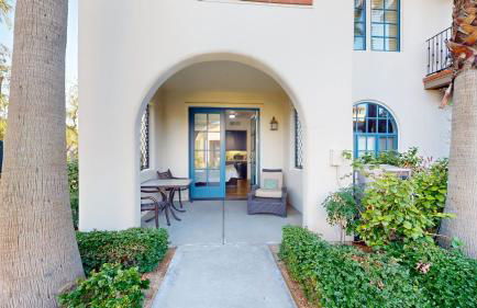 LV007 Downstairs LV Studio in a Quiet Location - Photo 11