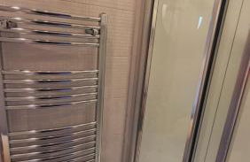 Family home - Photo 13