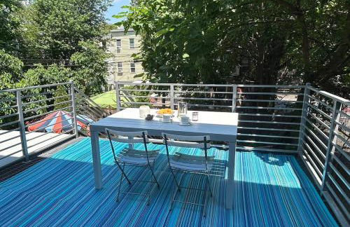 Serene Brooklyn Escape Near Cafés & Park, Sleeps 5 - Foto 1