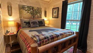 The Dapper Duck Log Cabin - Photo 2