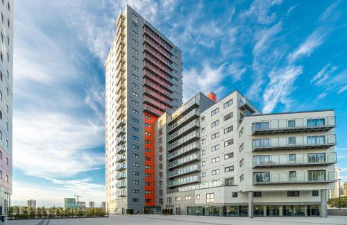 Skyvillion - London River Thames Top Floor Apartments by Woolwich Ferry, Mins to London ExCel, O2 Arena , London City Airport with Parking - Foto 4