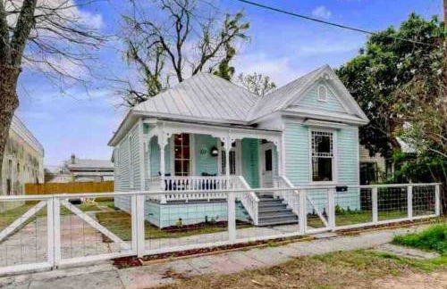 Historic home with heated Mini Pool walking distance to downtown San Antonio! - Foto 6