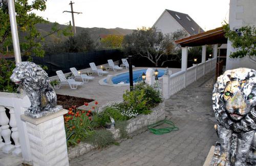 Family friendly house with a swimming pool Kostanje, Omis - 14176 - Photo 10