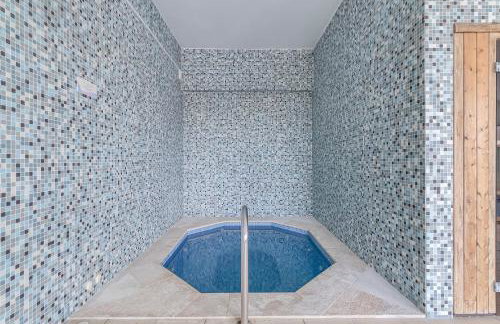 Stylish Apartment - Steps from Marina, Center & Beach - Foto 22