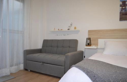 Floridos Playa Piso reformado de 2 habitaciones a 50m de la playa - Foto 10