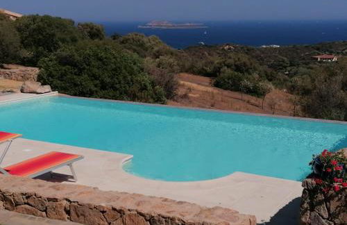 La Sima villa con piscina vista mare San Pantaleo Sardegna - Foto 47