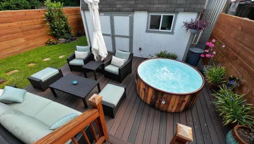 Luxury Historic Shotgun Home in Lower Garden District - Foto 5, Garden, sunbed, Garden view