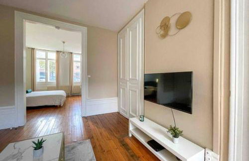 SPA - 4 Pers - NETFLIX - Gare - Parking - Photo 8